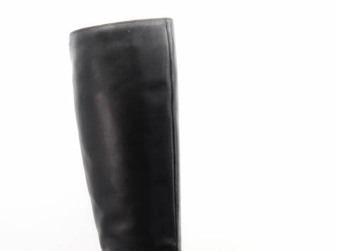 Качественная и стильная обувь, фотография 1