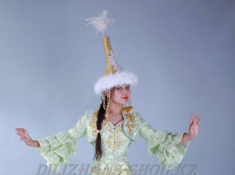 Прокат казахских национальных костюмов в Алматы, фотография 3
