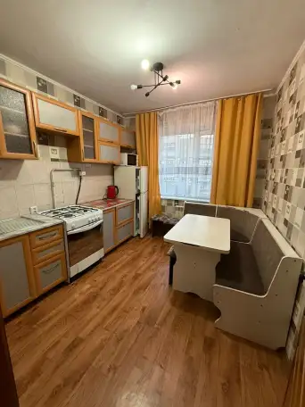 Сдам 4х комн. квартиру на длительный срок, Байтурсынова 37 кв.60, фотография 2