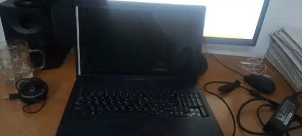 Продам срочно ноутбук и смартфон, фотография 3