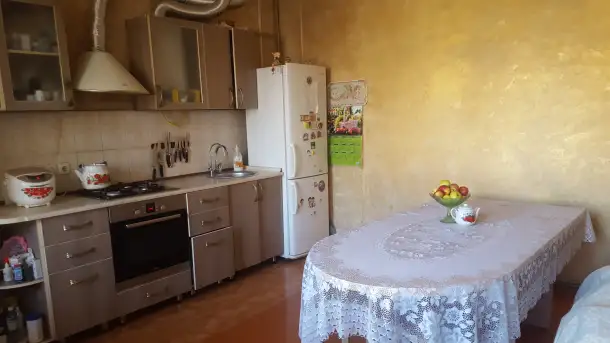 Продается основательный дом в центре города, фотография 3