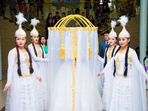 Танцевальный ансамбль 