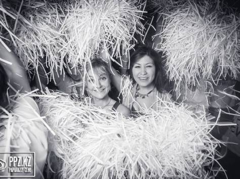 Бумажного шоу , фотография 1