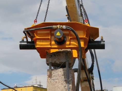 Устройство для срубки оголовков свай, фотография 1