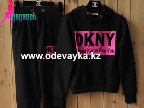 Спортивные костюмы женские, фотография 1