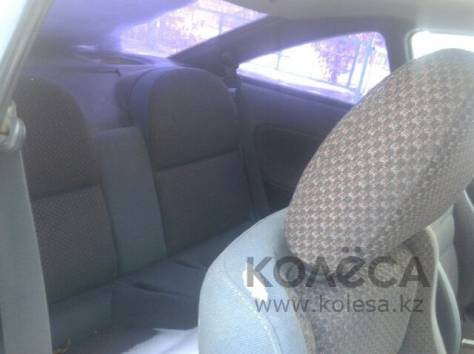 Запчасти на Мазду , фотография 3