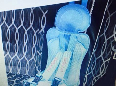 Детские бескаркасные автокресла, фотография 1