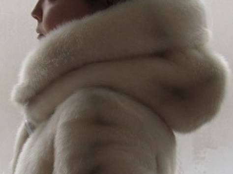 Белая искусственная шубка, фотография 2