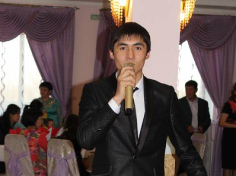 ведущий Куаныш, фотография 1