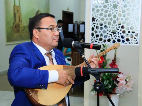 ведущий Бахытжан, фотография 1