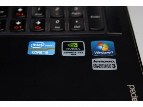 Ноутбук Lenovo IdeaPad Y580, фотография 2