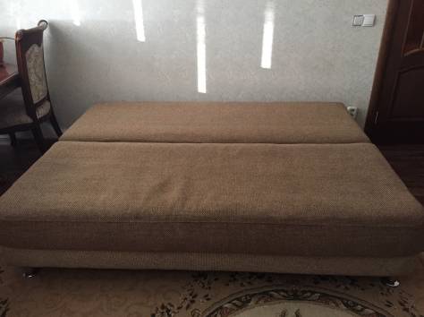 Продам диван и кресло. НЕДОРОГО. Торг., фотография 2