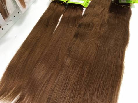 Натуральные волосы на трессе , фотография 3