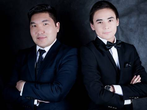 Ведущие на двух языках Адиль и Ерлан , фотография 1