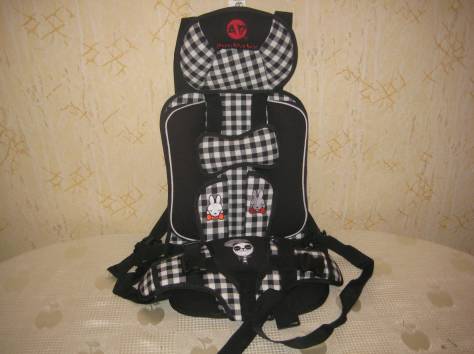 Бескаркасное автокресло, фотография 1