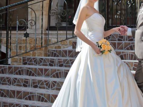 продаю свадебное платье, фотография 2