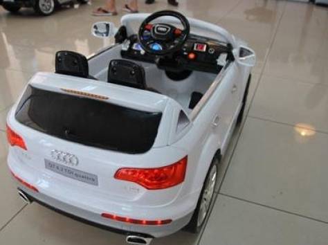Продам Audi Q7 детский электромобиль, фотография 3
