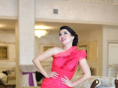 Вечернее платье на выпускной в Алматы, фотография 1