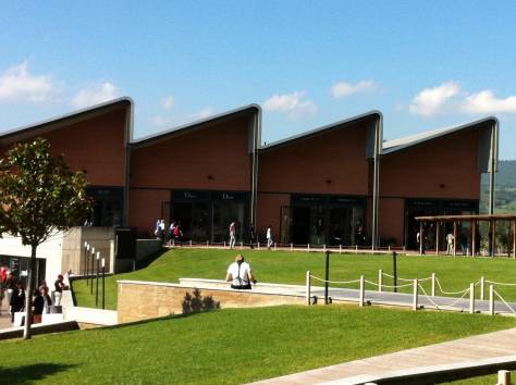 Объявляем о запуске новой услуги шоппинг - сопровождения в Италию, фотография 1