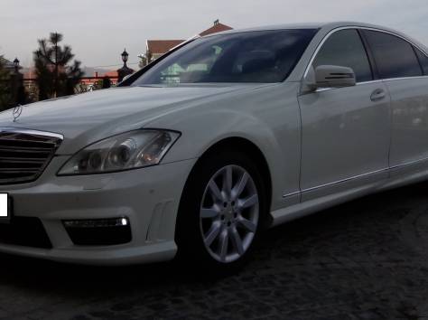 Лимузины,мерседесы S класса,крайслеры 300С и джипы Lexus LX-470 с водителем., фотография 3