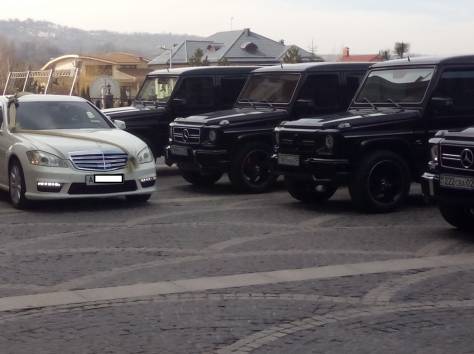 Лимузины,мерседесы S класса,крайслеры 300С и джипы Lexus LX-470 с водителем., фотография 4