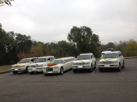 Лимузины,мерседесы S класса,крайслеры 300С и джипы Lexus LX-470 с водителем., фотография 8