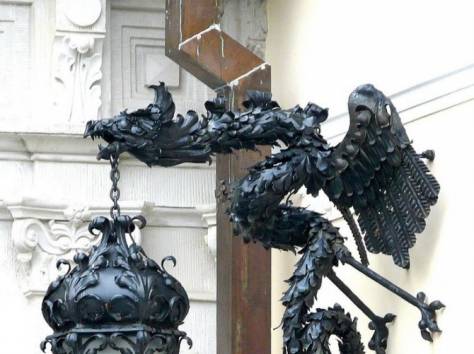 Кованые уличные фонари и настенные лампы, фотография 10