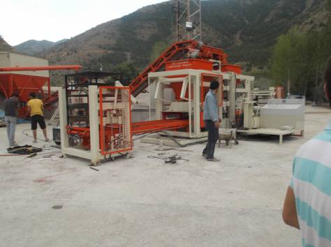 станки для производства шлакоблоков, фотография 4