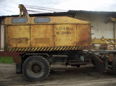 Кран стреловой, фотография 1