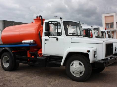 Цистерна вакуумная на шасси ГАЗ 3309, фотография 1