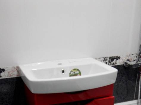 Ванную тумбу с чешской раковинной, фотография 1