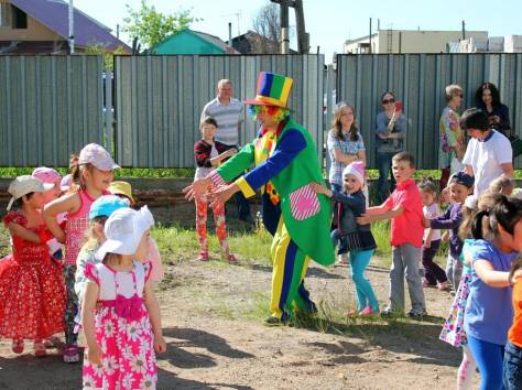 Весёлые и озорные клоуны на детский празник, фотография 8