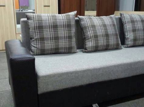 Тахта с подлокотниками , фотография 3