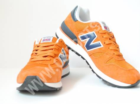 Кроссовки New Balance и кеды Converse, фотография 1