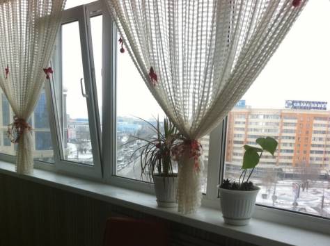 Сдам посуточно укомплектованную 2 комн кв р-н Изумуруд, фотография 3