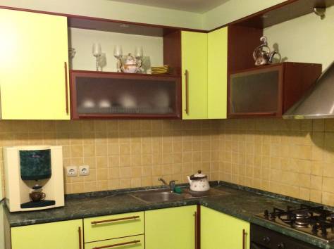 Сдам посуточно укомплектованную 2 комн кв р-н Таксим , фотография 8