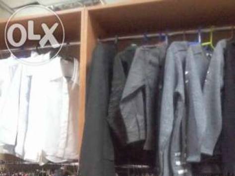 Продаю торговые витрины под бутик одежды б\у, фотография 3