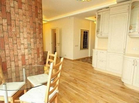 2 комнатная квартира с ремонтом, Иманбаева 7г, фотография 2