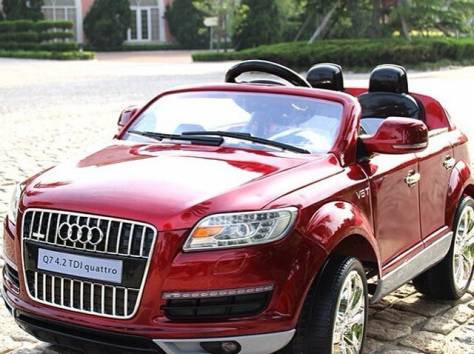 Детский электромобиль Audi Q7, фотография 4