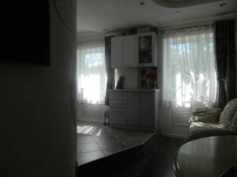 Продам квартиру-студию, пр. Республики, фотография 4