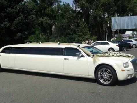 Прокат лимузина CHRYSLER 300C (крайслер 300с) +машины сопровождения ДЕШЕВО, фотография 1
