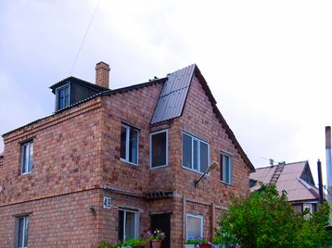 продаю дом в Караганде, ул. Каракумская д. 49, фотография 1