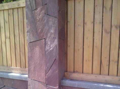 Плиточный красный камень, фотография 1