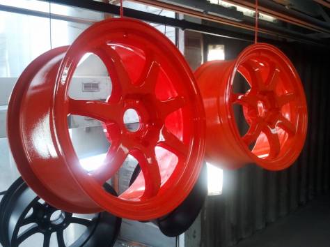 Покраска дисков авто – это многоэтапная операция.  Покраска Бамперов или отдельных запчастей., фотография 1