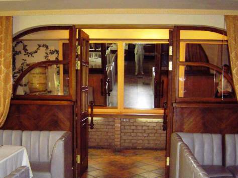 Продается отдельностоящее здание в центре города, 2 этажа, 1700 кв.м., фотография 3