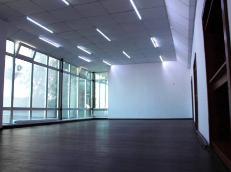 сдаю в аренду помещение в центре города, Карагандинская область, ул. Ленина угол ул. Б. Жирау, фотография 2