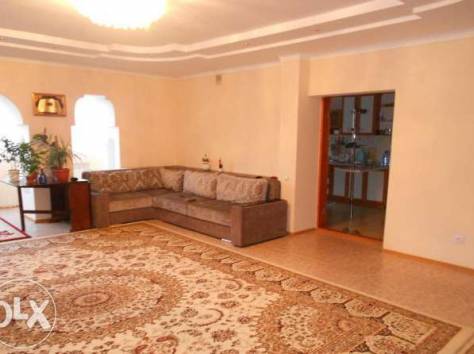 Продам 4-х комнатную квартиру, 131,4 кв.м., фотография 2