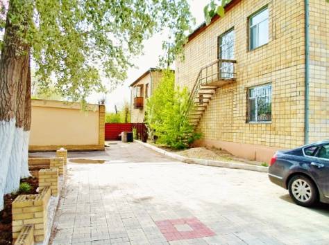 • Продаем сухую и очень теплую квартиру в двух-этажном таунхаусе., фотография 3