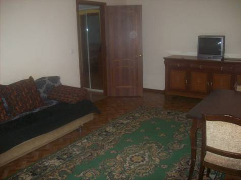 Продается 2х комнатная квартира на Достык 121, Достык121- Погранучилище, фотография 1