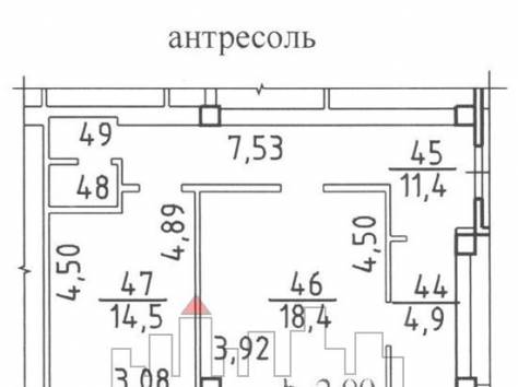 Торговое помещение напротив выхода из метро, фотография 3
